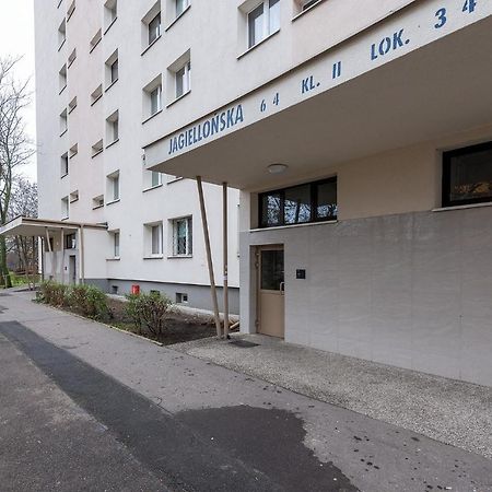 Jagiellonska 64 Prywatne Mieszkanie Z Oddzielna Sypialnia I Balkonem Samodzielne Zameldowanie! Self Check-In System! Warsaw Exterior photo